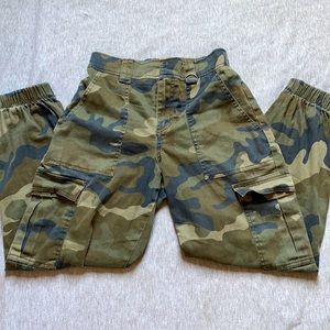 Wild Fable cargo pants ❏